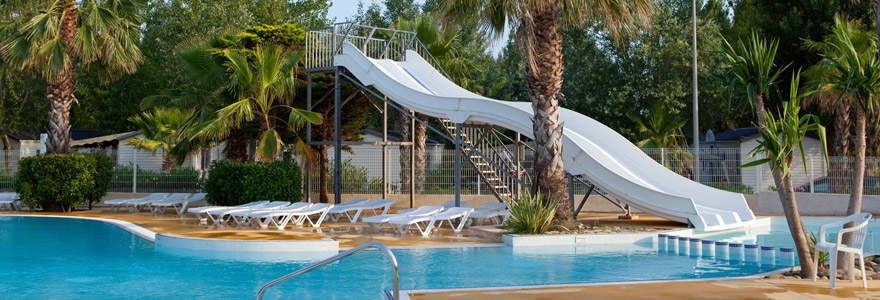 camping empuriabrava avec piscine au bord de la mer